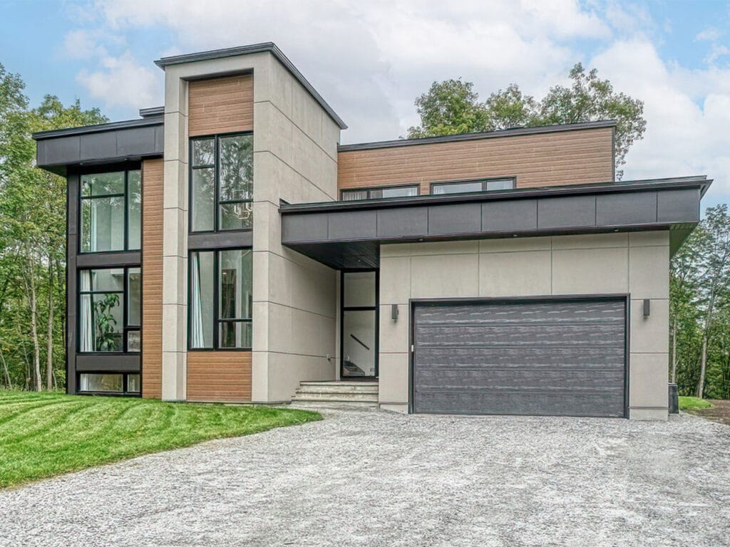 Contemporary single-family home built by Solico at 8 rue Joseph-Beaulne